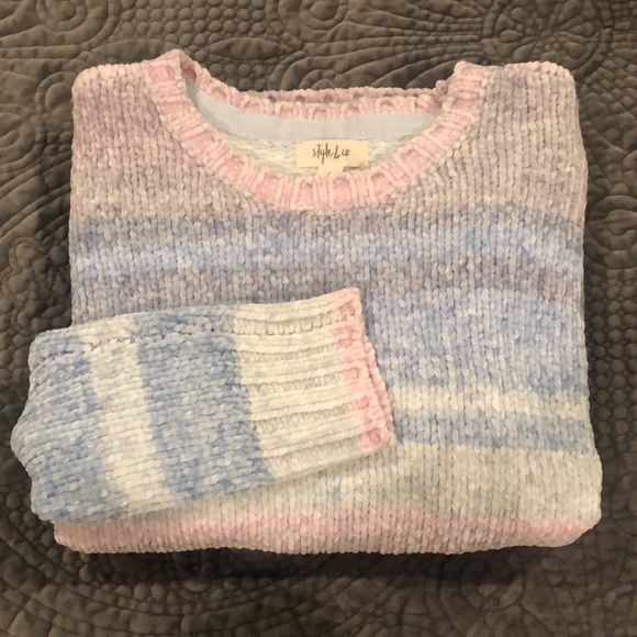 Macy’s Style & Co Chenille Sweater - Picture 2 of 11